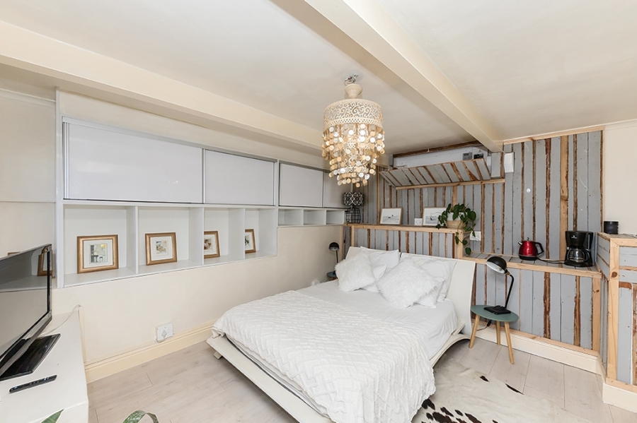 12 Bedroom Property for Sale in Camps Bay Western Cape
